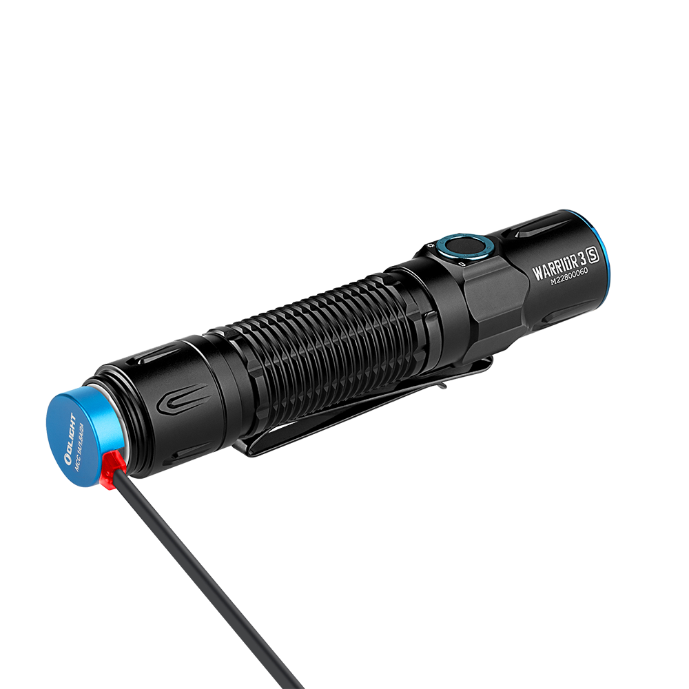 Olight Warrior 3S | taktikai lámpa | 2.300 lm