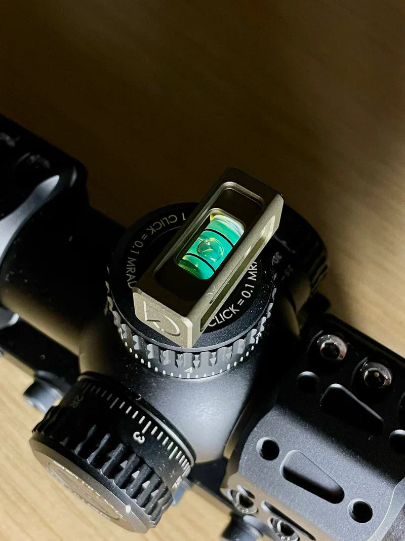 Vízszintező távcsőhöz | mágneses