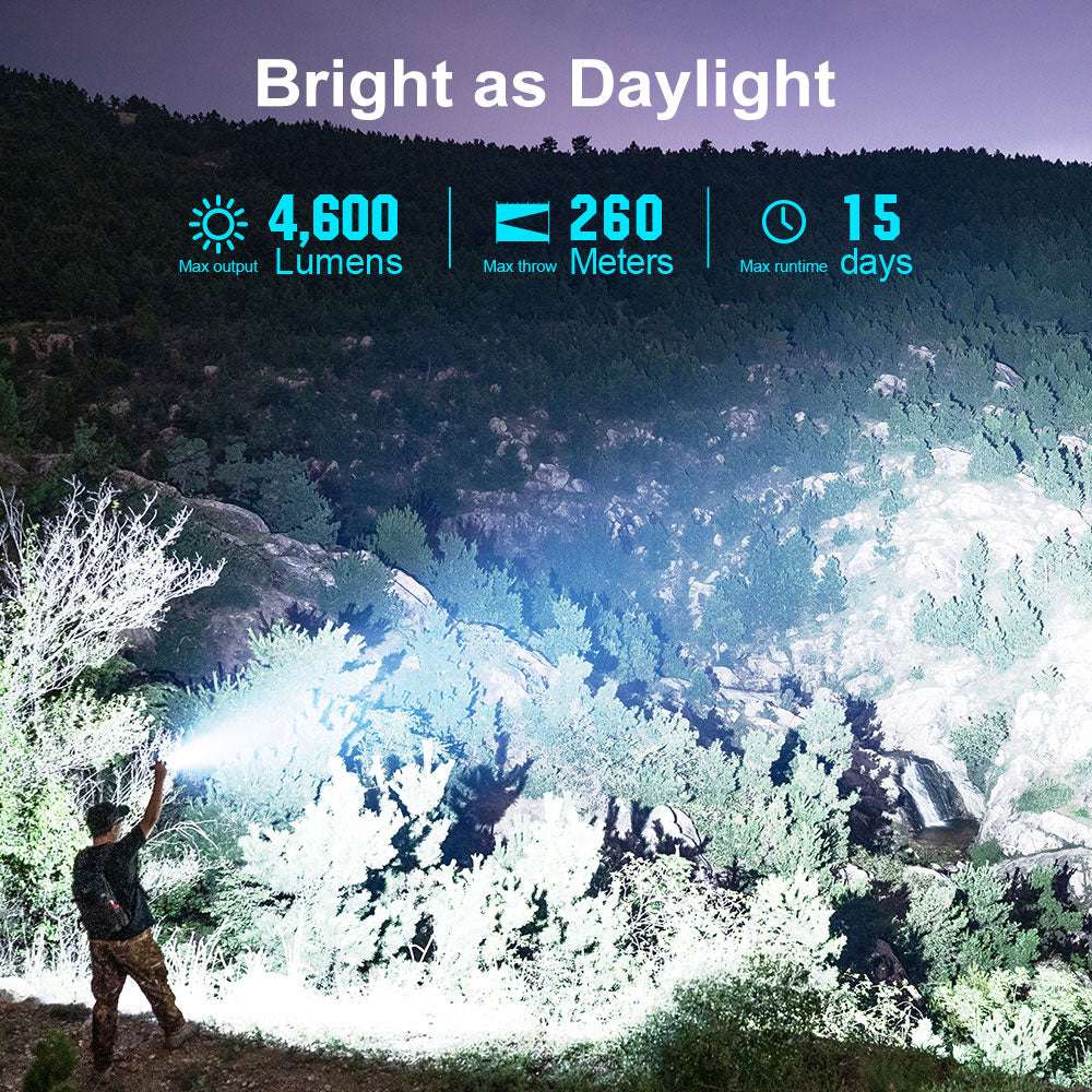 Olight Seeker 4 Pro | nagy teljesítményű lámpa | 4.600 lm